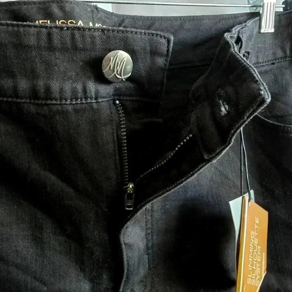 Lane Bryant Melissa McCarthy Seven Black Shorts NWT Plus 24W - Picture 5 of 6